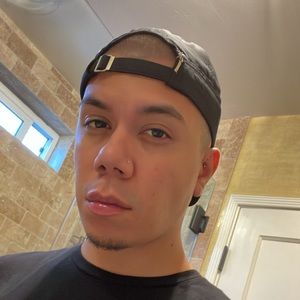 Meet your Posher, Eduardo